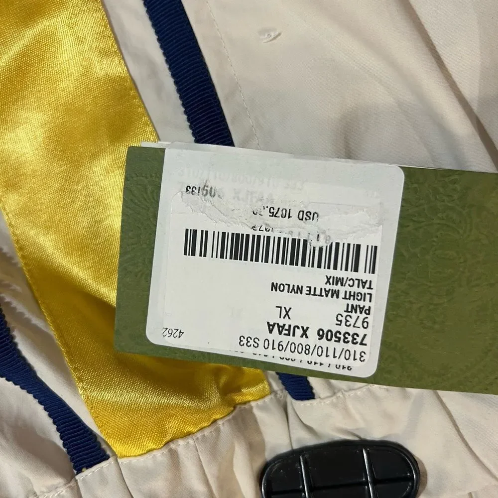 Men's Gucci I feel Gucci track pants size XL made in Italy NWT